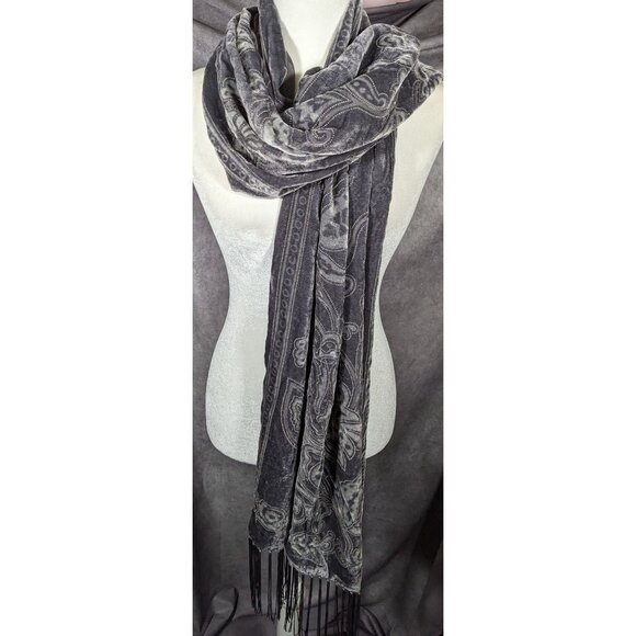 Style & Co Grey Gothic Floral Velvet Burnout Scarf With Fringe - Picture 10 of 11